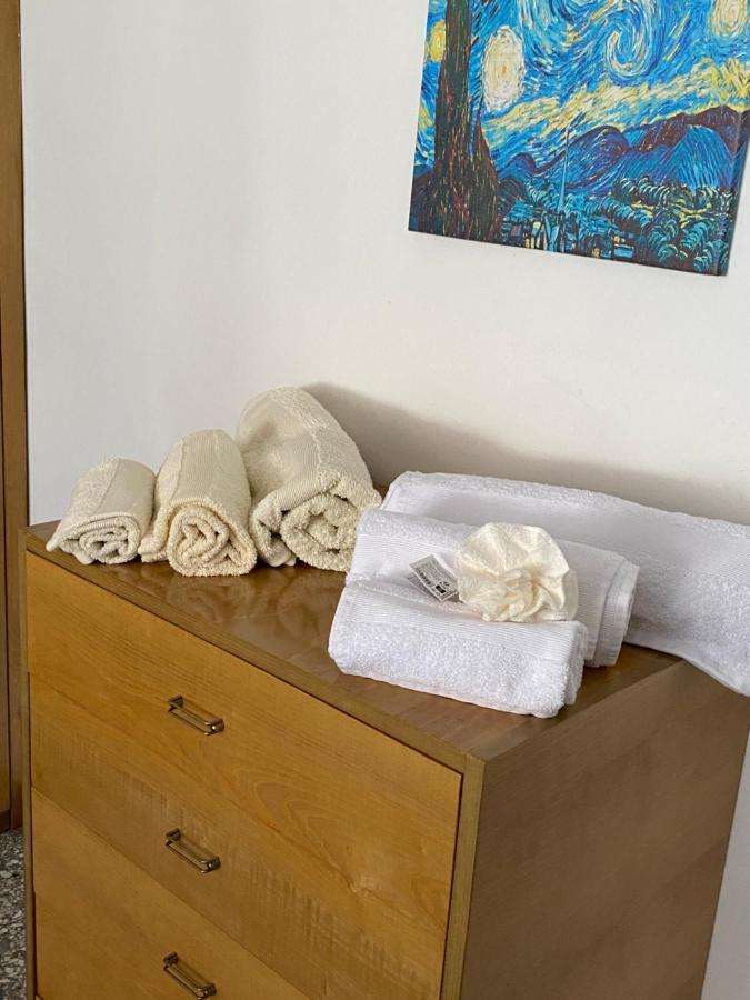 Appartement Tra Mare E Arte à Ostie Extérieur photo